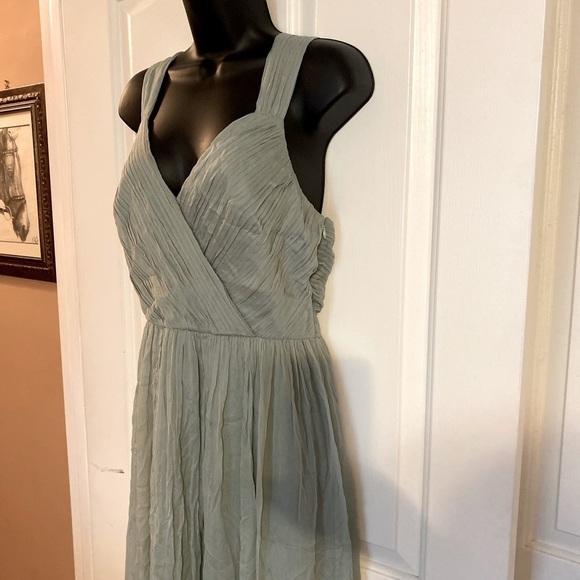 “J. CREW” Silk Chiffon Pleated Special Occasion Gown - Picture 7 of 16